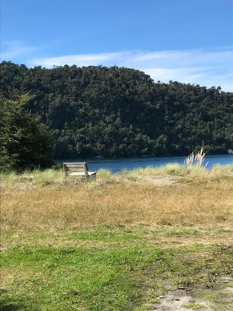 Pousada En Selva Patagonica, Cerca Del Pueblo *